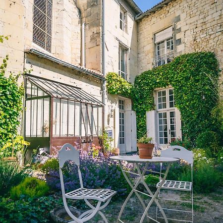 Le Prieure Sainte Croix Hotell Loudun Eksteriør bilde