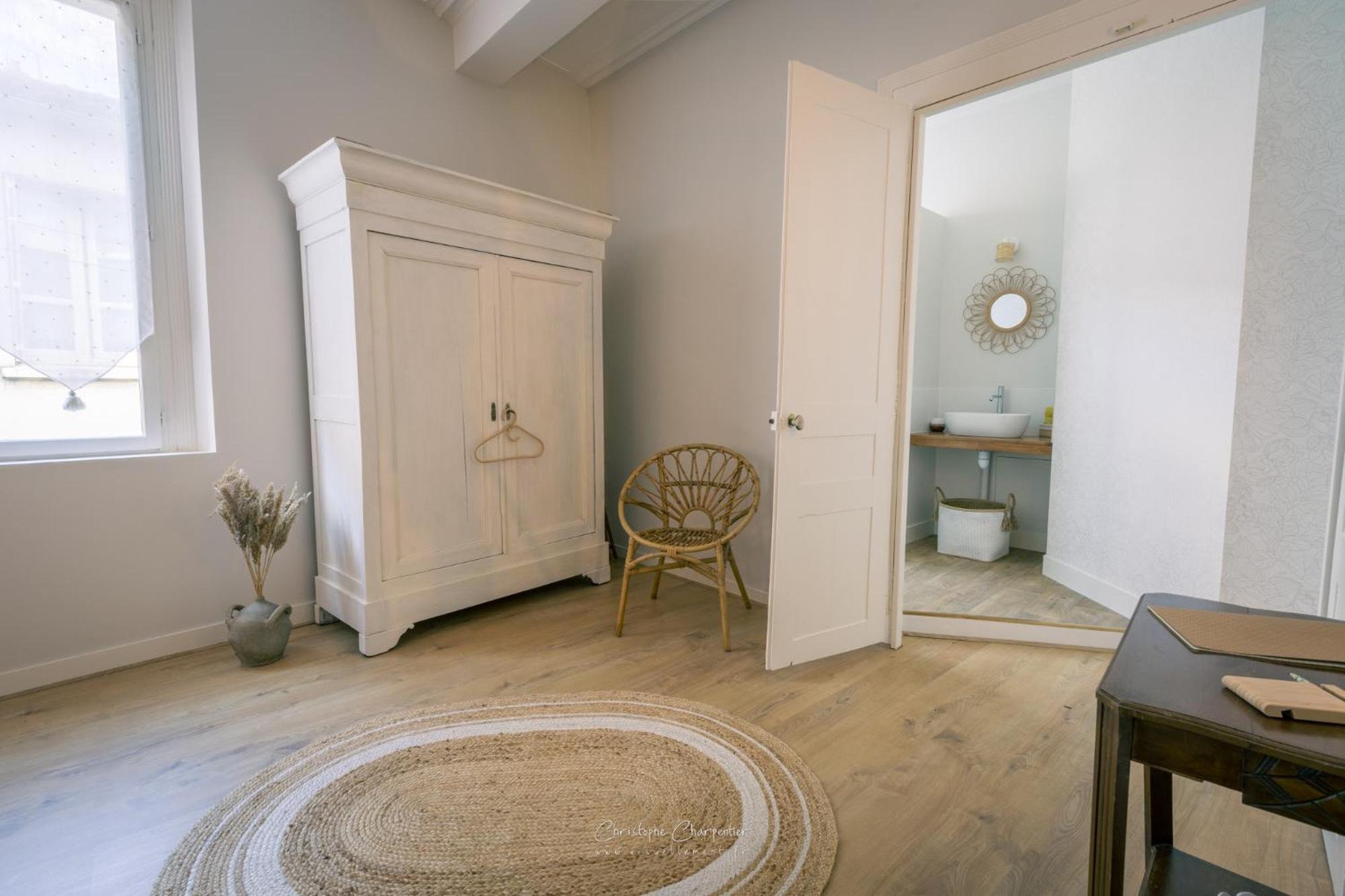 Le Prieure Sainte Croix Hotell Loudun Eksteriør bilde
